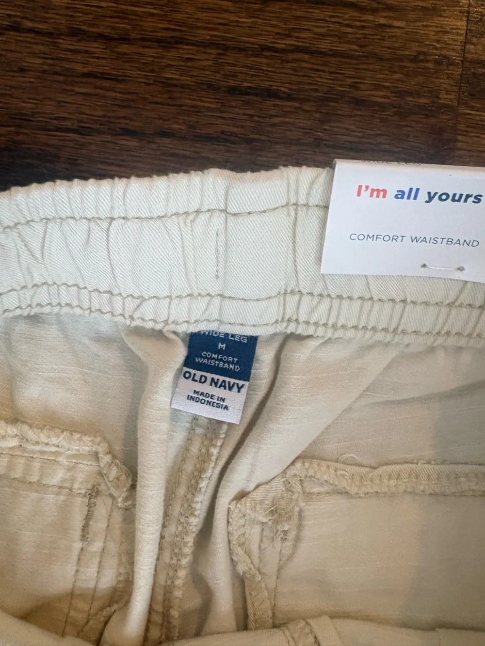 Old Navy tops silhouette stitch